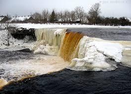 ВОДОПАДЫ Ягала и Кейла, замок Кейла-Йоа