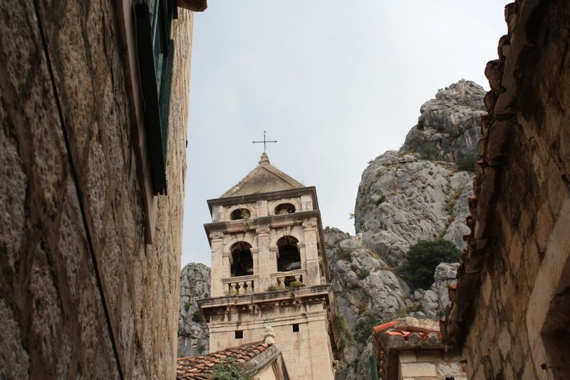 Puhkus piraatide Omišis. Horvaatia.
